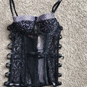 NWT Victoria’s Secret sexy bustier NEW W TAGS